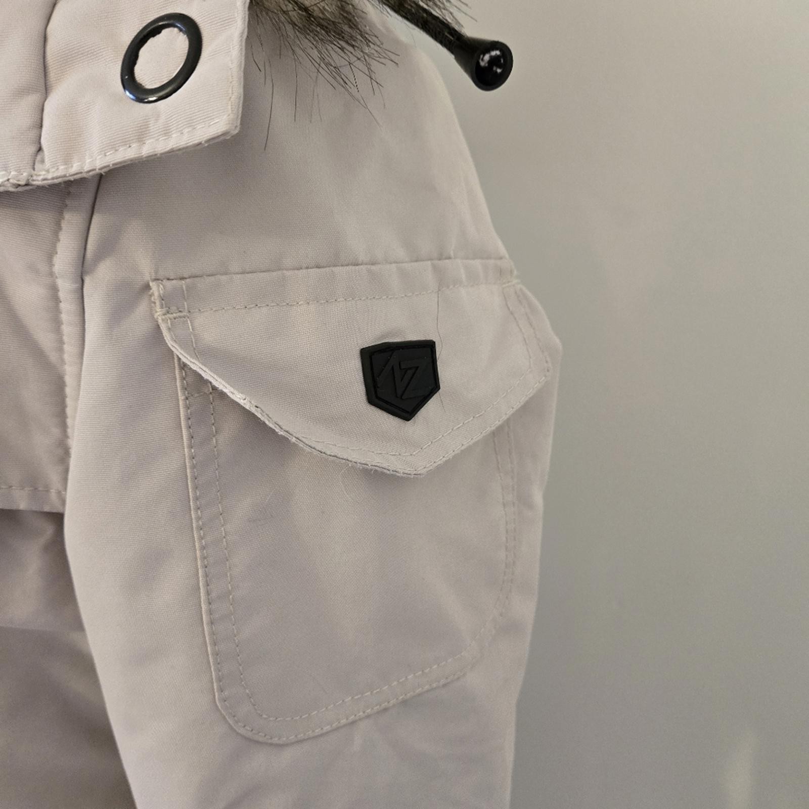 Noize Winter Jacket Size Medium - image 8