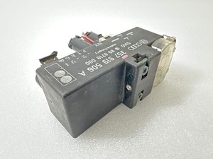 Volkswagen PASSAT B4 1996 Relais Kühlerlüfter 357919506A IDU19971