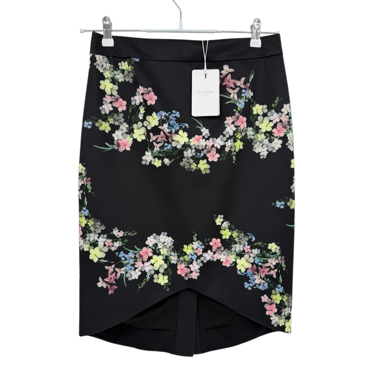 Ted Baker Belgique boutique de mode de luxe
