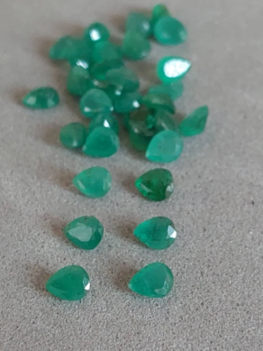 3.5X4.5 Mm Natural Emerald Faceted Pear Cut Gemstone 2 Pieces - Picture 3 of 8