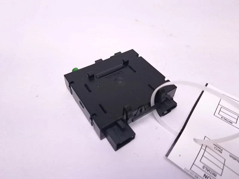 MÓDULO DE CONTROLE DE ENTRADA KEYLESS GO compatível com MERCEDES-BENZ E500 2004 OEM 2118203985 - Imagem 4 de 4