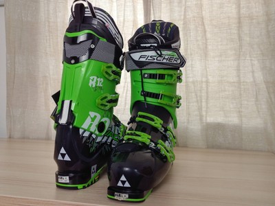 Fischer Ranger 12 W/Somatec Vacuum Fit Ski Boots Size US 13.5, EUR