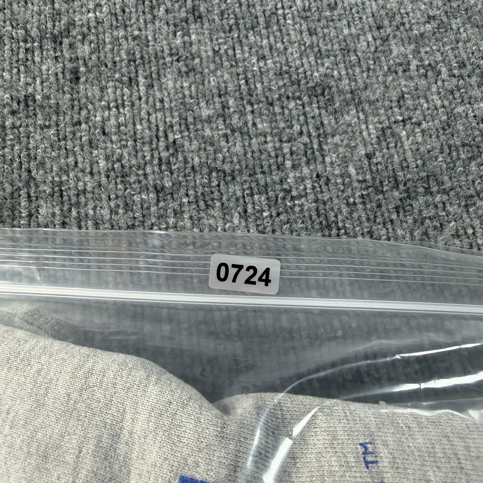 Vintage Nike Florida Gators Spell Out Crewneck Mens Large Center Swoosh Gray Y2K thumbnail 11