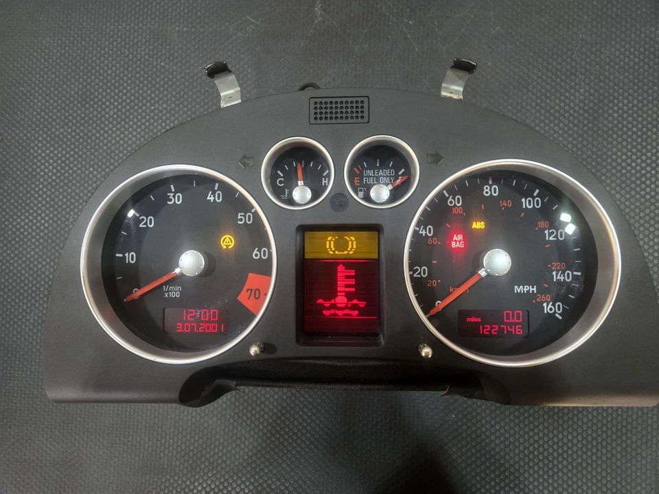 ✅️ Velocímetro cuadro de instrumentos Audi TT 2000-2006 122 K OEM 8N1920930J Foto 3 de 4