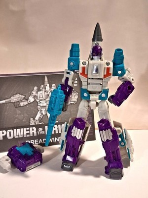 Transformers Generations Power of the Primes deluxe class Dreadwind