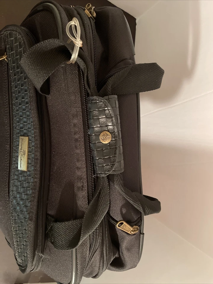 Equipaje de mano Tommy Bahama 17" Nassau con ruedas - Ver fotos/detalles para defectos Foto 2 de 4