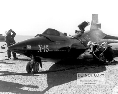 X-15 AIRCRAFT AFTER HARD LANDING BY PILOT SCOTT CROSSFIELD - 8X10 PHOTO (AA-581)