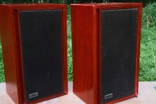 Klh 23 Speakers Refinished, 12 " Woofer Excellent Sound
