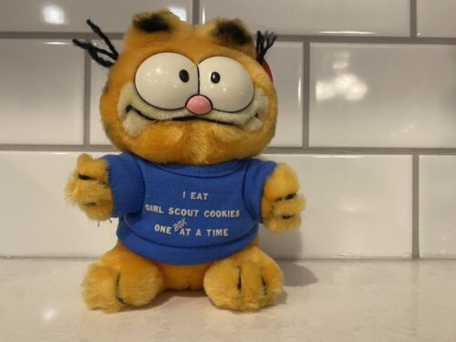 Garfield Daikin Plush Cat Cartoon  "I Eat Girl Scout Cookies" Small 5" Vtg NWT - Picture 1 of 4