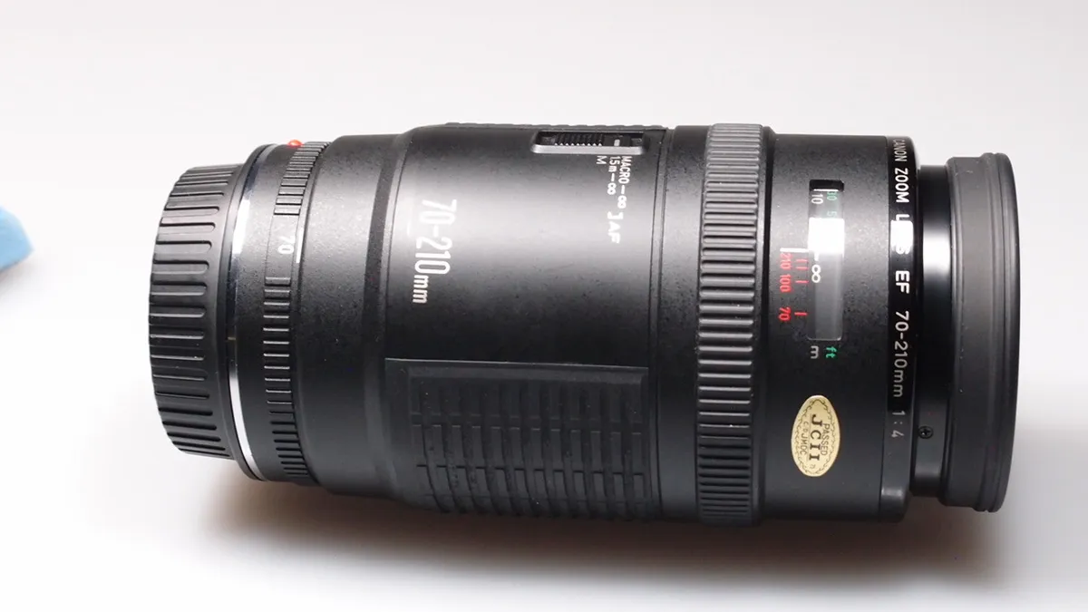 CANON EF 70-210mm f4 ZOOM LENS READ