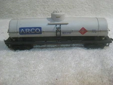 Tyco Single Dome Tank Car ARCO GATX #697012 HO Scale