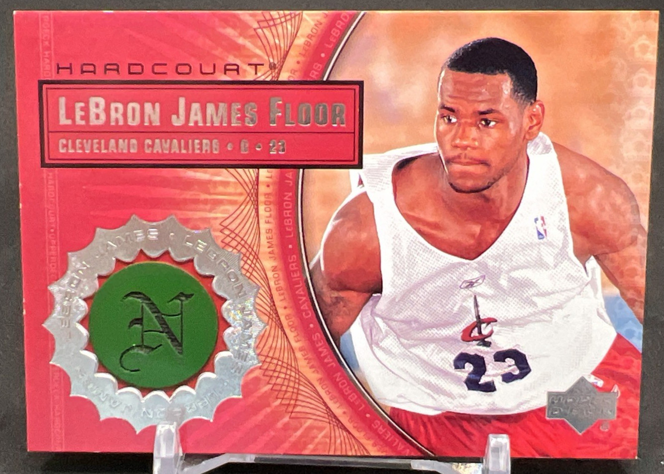 2003-04 Upper Deck Hardcourt #LB6 Lebron James Game Floor Rookie RC Relic Cavs