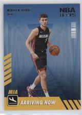 2022-23 Panini NBA Hoops Arriving Now Nikola Jovic #27 f2v