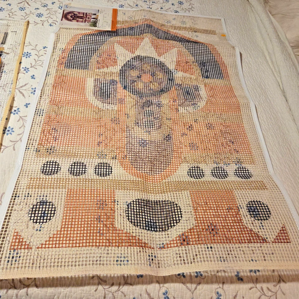 Bernat High Low Wall Hanging Rug Pattern Canvas Only SANTIAGO MCM 1977 - Image 3 of 3