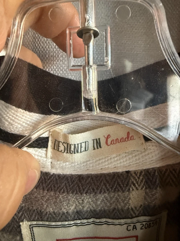 Camisa de Rugby Hatley Niños 6 Polo Negro Rayas Logo Bordado Juvenil Deportes Foto 4 de 4