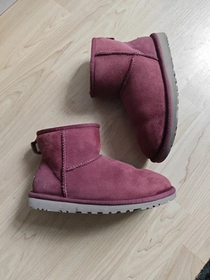 UGG Australia Classic Ultra Mini