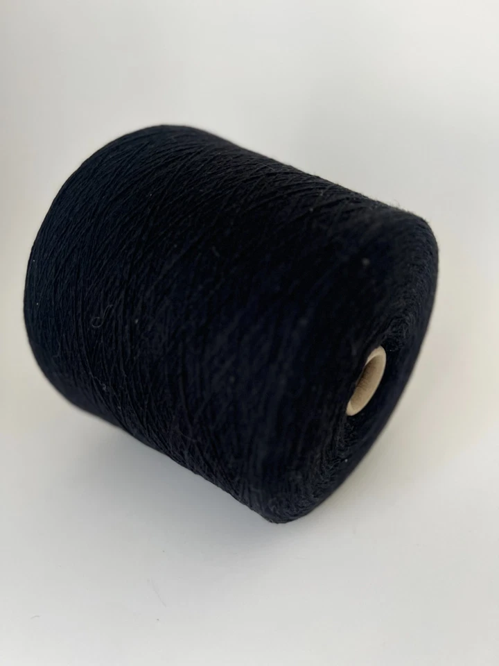 Hilo 100 % cachemir Loro Piana Cash Light 850 m/100 g (929 yardas/3,52 oz), por 100 g Foto 3 de 4