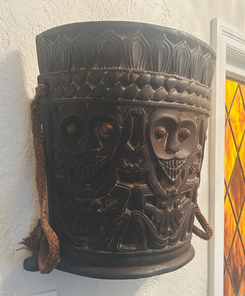 Beautiful Borneo, Kenyah Dayak Intricate Carved Wood Ba', Baby Carrier w/ Straps - Image 3 of 4