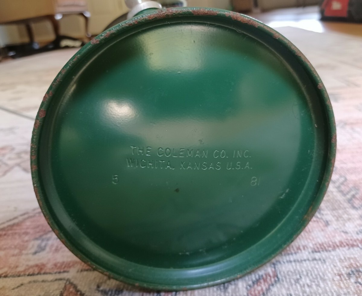 Vintage Coleman Lantern Model 220K Two Mantle May 1981 USA Vintage Coleman Lantern Model 220K Two Mantle May 1981 USA