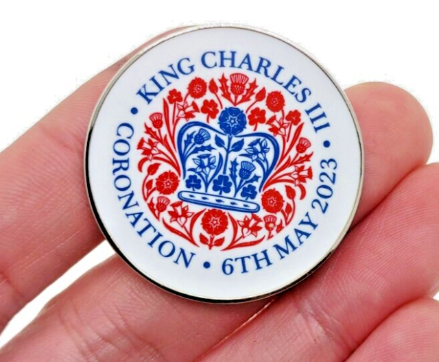 King Charles III Official Coronation Souvenir Pin Badge Commemorative School