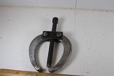 Armstrong-bray No.hc-70 Two Jaw Gear Puller