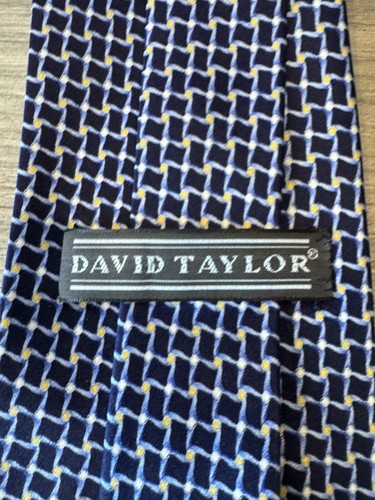 David Taylor Necktie Mens Blue 63” Long 3 1/2” Wide 100% Silk Tie - Picture 4 of 6