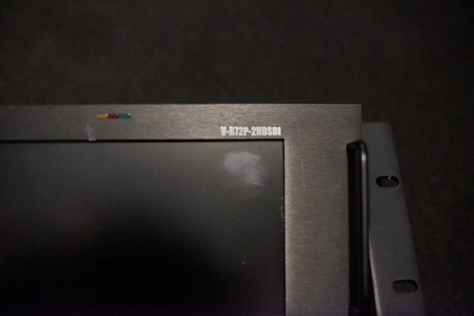 Marshall Electronics V-R72P-2HDSDI Dual 7" LCD Monitor with power cord. - Image 4 of 4