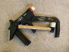 Banks 2-in-1 Floor Nailer/Stapler Model# 64268 Used/Tested