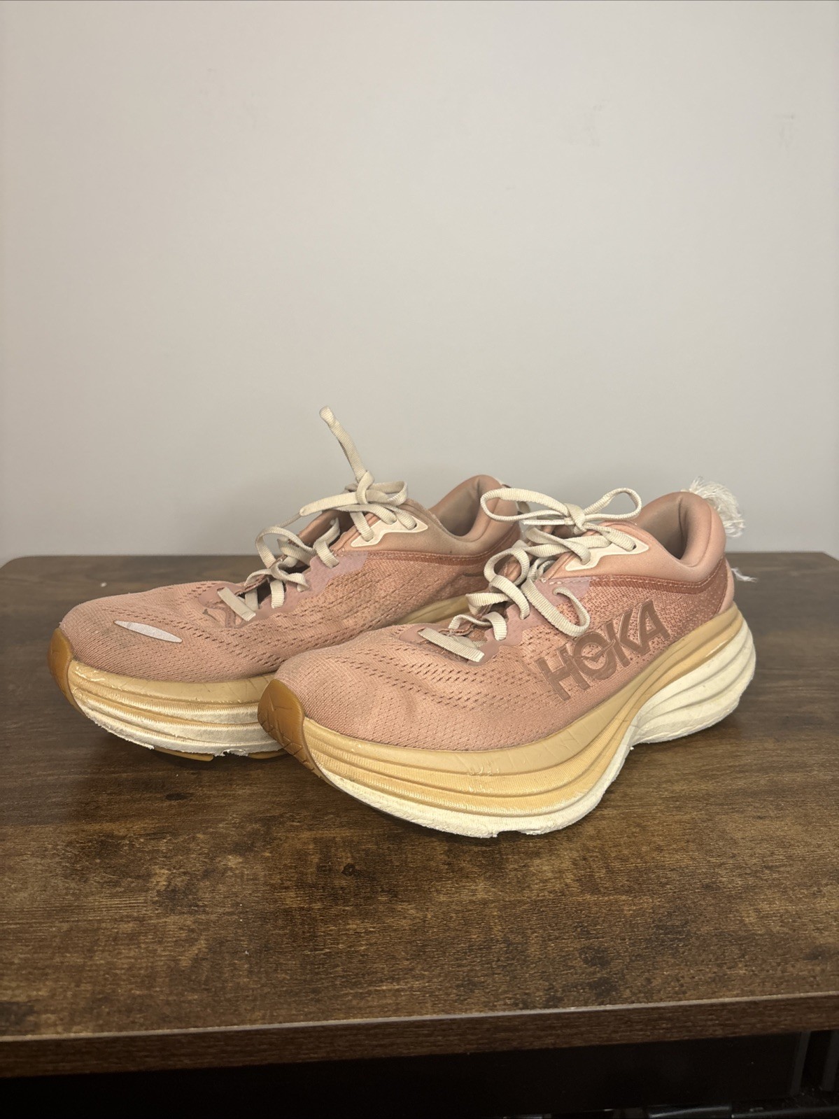 Hoka Women's Bondi 8 Sneaker Shell Coral/Peach Parfait 1127952 US Size 9B