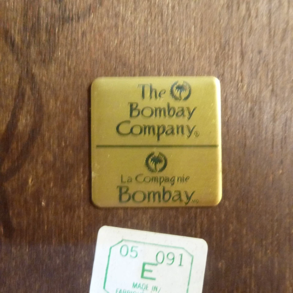 Espejo de pared Chippendale con marco de caoba de The Bombay Company 18,5" x 12"- usado en excelente estado Foto 4 de 4