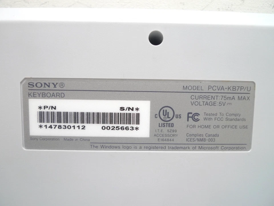 Sony PCVA-KB7P/U Vaio Gray PS/2 Wired Multimedia Keyboard w/ PCVA-MS1PL Mouse - Image 3 of 4