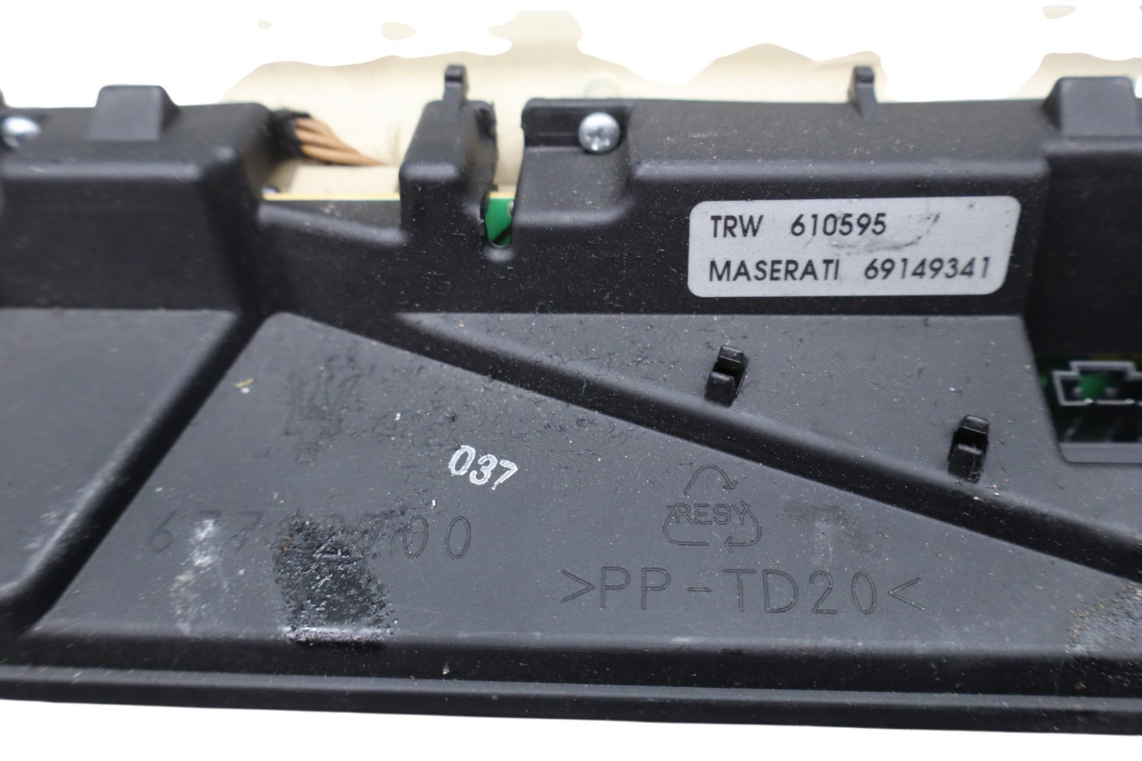 Maserati Quattroporte 2003-2008 Overhead console P/N 69149341