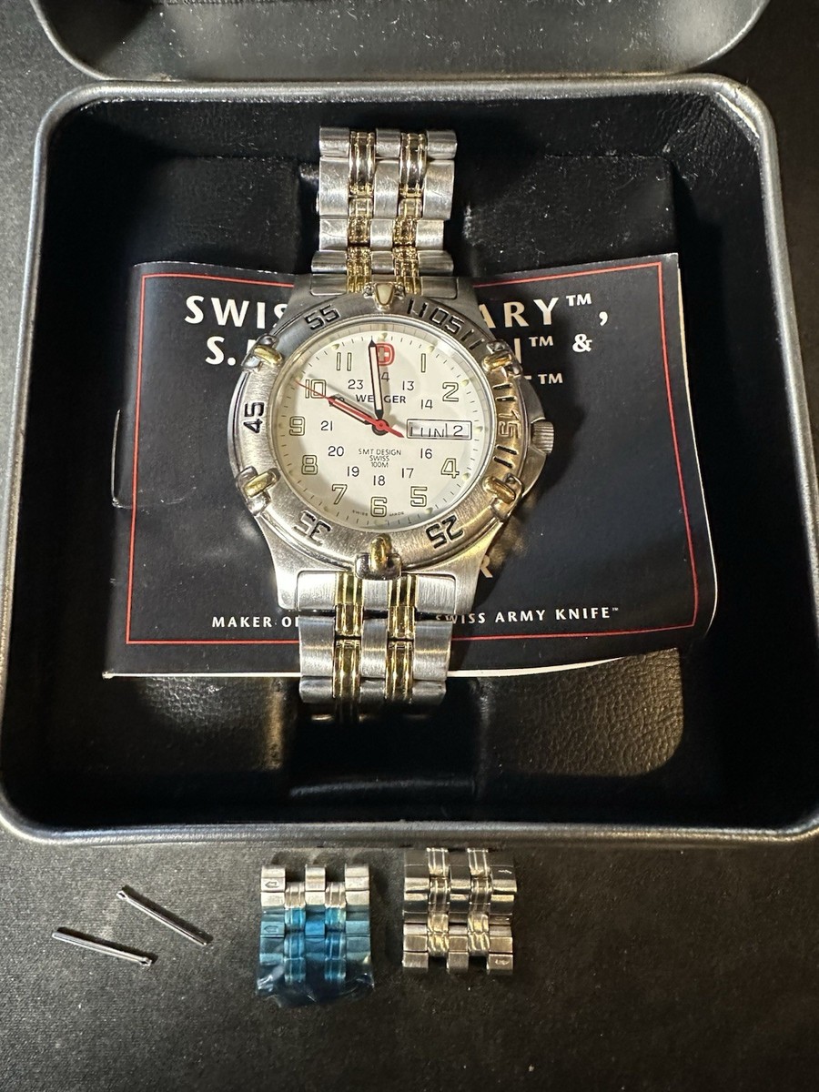 Wenger Swiss Army 096.0685 Calendar Military Diver Mens 42mm Watch