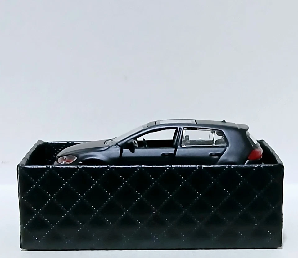 PAQUETE DE REGALO LLAVERO VOLKSWAGEN GOLF GTi ENVÍO GRATUITO EN CAJA Foto 2 de 4