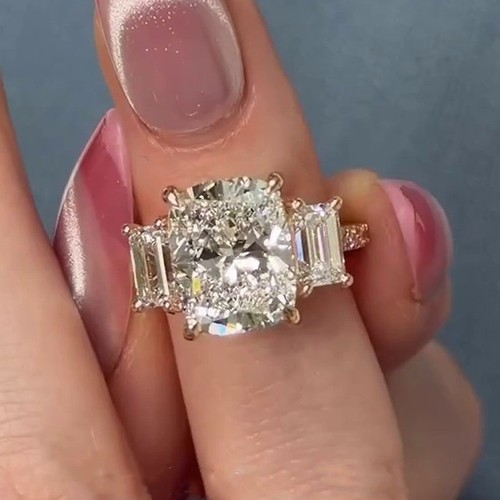 3.8TWC Cushion & Emerald VVS1 Moissanite Engagement Ring 14K Yellow Gold Plated