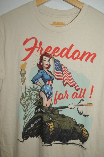 T-Shirt Zero Foxtrot Graphic 