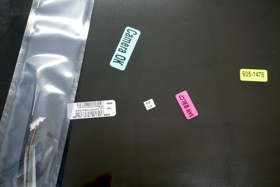 New 2008 Apple MacBook Pro A1261 17" Glossy Screen Assembly 1680 x 1050 605-1478 - Image 4 of 4