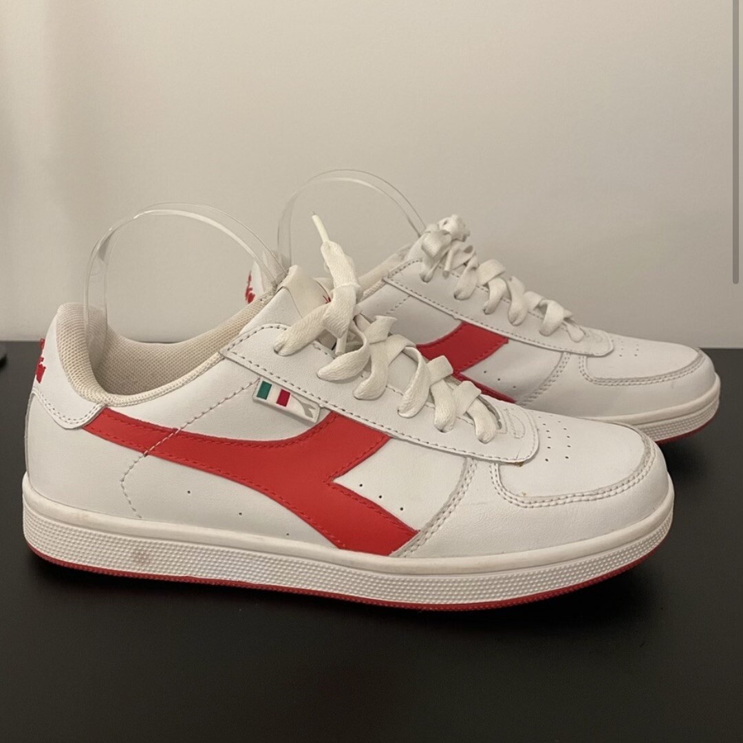 vtg Diadora low top sneakers shoes white/red Men display picture 2