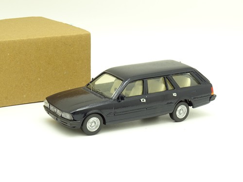 Norev 1:43 Peugeot 405 Break année de construction 1991 alhambra rouge