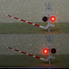 2 x HO model railroad grade crossing signal arm gate barrier flasher 2 track S2