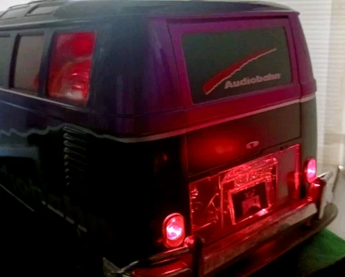 Maisto Urban Ridez R/C VW Samba Bus with Remote Control No Original Packaging - Picture 12 of 12