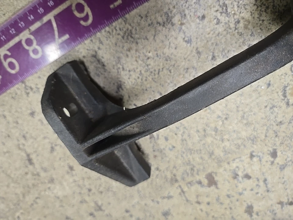 1974 - 1977 Ford Pinto, Mercury Bobcat, NOS Batterry Bracket - Image 3 of 4
