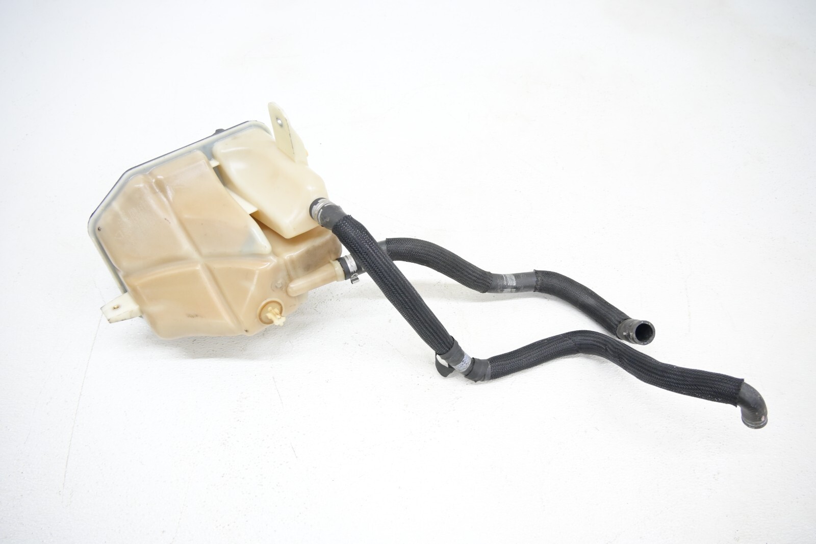 ⭐ 14-20 Maserati Ghibli Quatt 3.0l V6 Engine Radiator Coolant Expansion Tank Oem