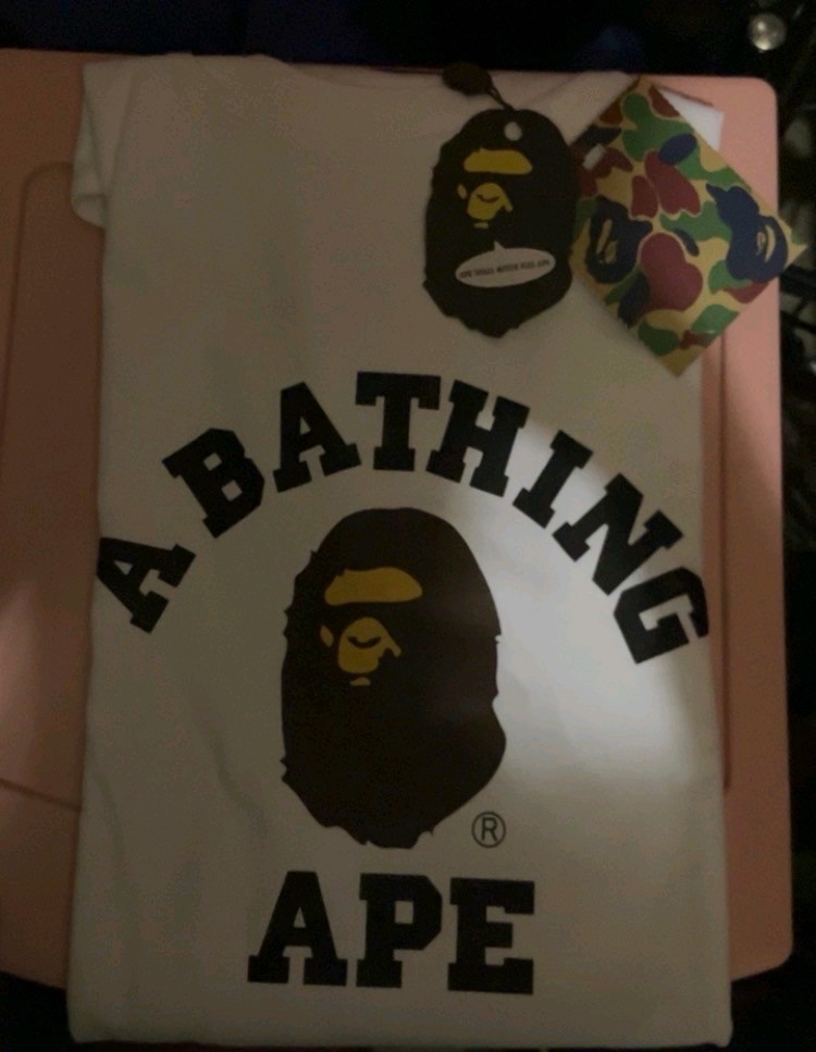 A Bathing Ape White Logo Graphic Print Cotton T-Shirt Men's Size S
