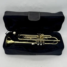 Mendini By Cecilio Bb Student Trumpet with Protective Carry Case
