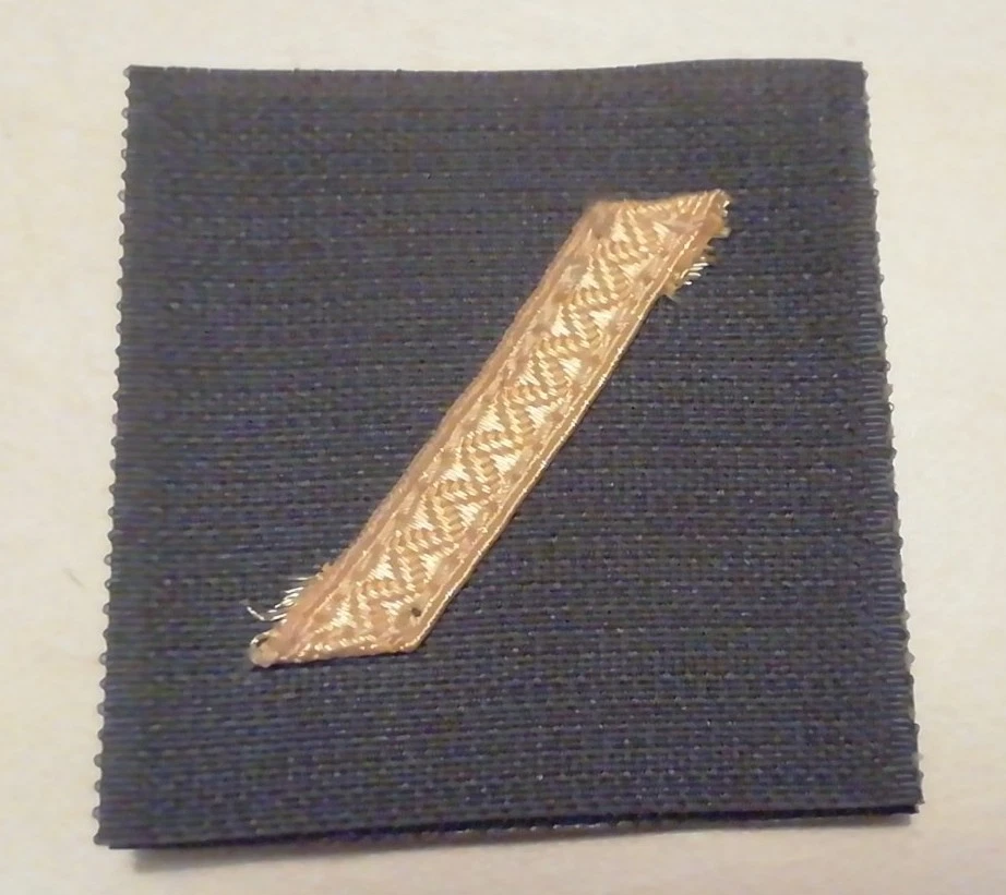 GALON Militaire Grade de poitrine pour SERGENT Armée de Terre - Photo 1/1