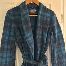 Vintage Pendleton Robe Woolen Mills Authentic Black Watch Tartan Plaid Wool S