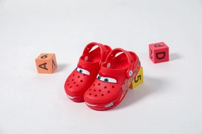 Zuecos Lightning McQueen Crocs niños unisex Lightning McQueen Light Up Crocs zuecos