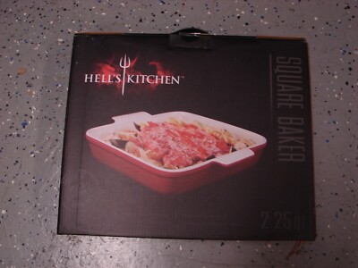 HELL'S KITCHEN Rectangular Baker Qt Red Exterior NEW in Box
