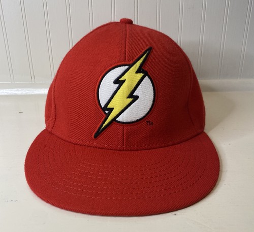 DC Comics  The Flash Baseball Cap, Red, Size L/XL Fitted